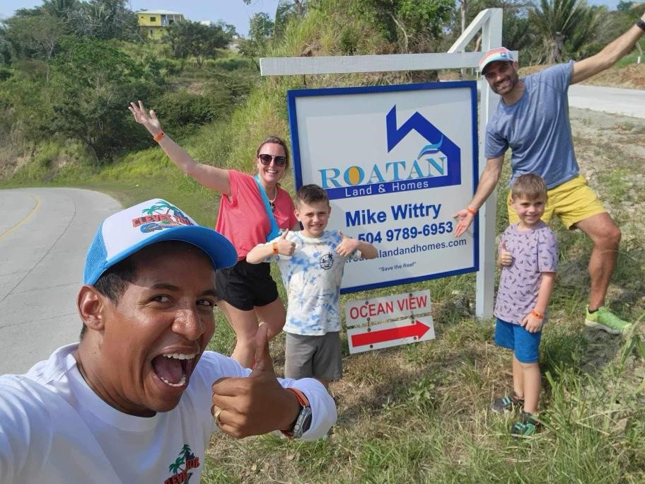 Roatan Real Estate